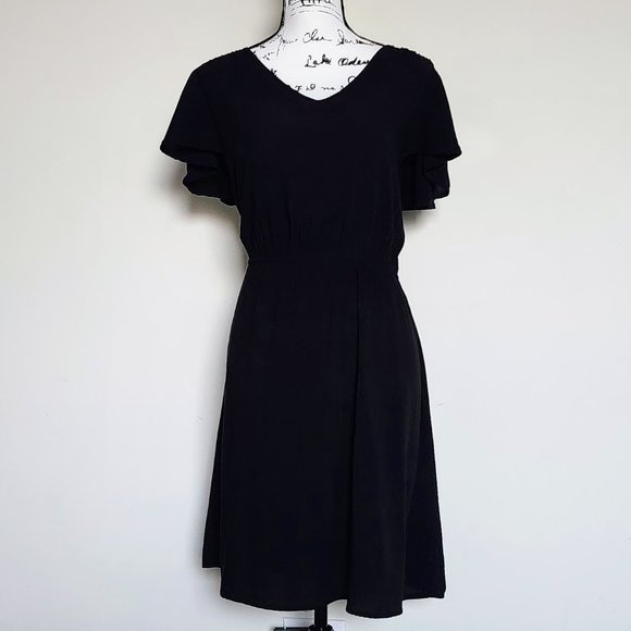 Old Navy Dresses & Skirts - 🍀Spring Sale🍀 Old Navy Short Sleeve Black Dress (Price as Marked)